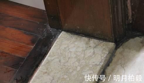 门槛石|越来越多人卫生间不装门槛石了,如今都流行这样做,太聪明了
