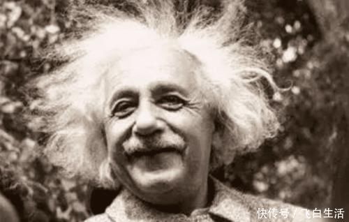半身照 爱因斯坦照片为何只有半身照看到他穿的鞋子,网友笑出了猪叫声