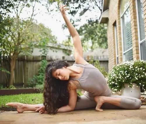 关节|还在忙着开肩开髋开胸你可能离瑜伽越来越远