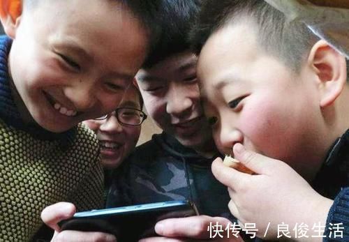 家长|家里请了保姆后，9岁儿子总是喊“困”，宝妈查看监控发现端倪