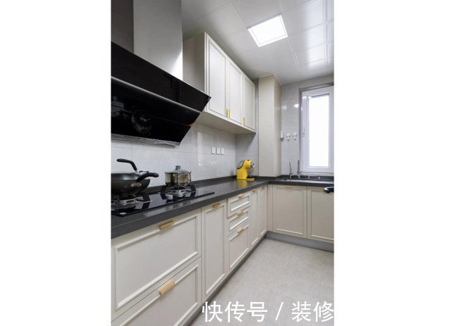 二居室|70平现代风二居室巧妙设计，小户型也有大宅的感觉