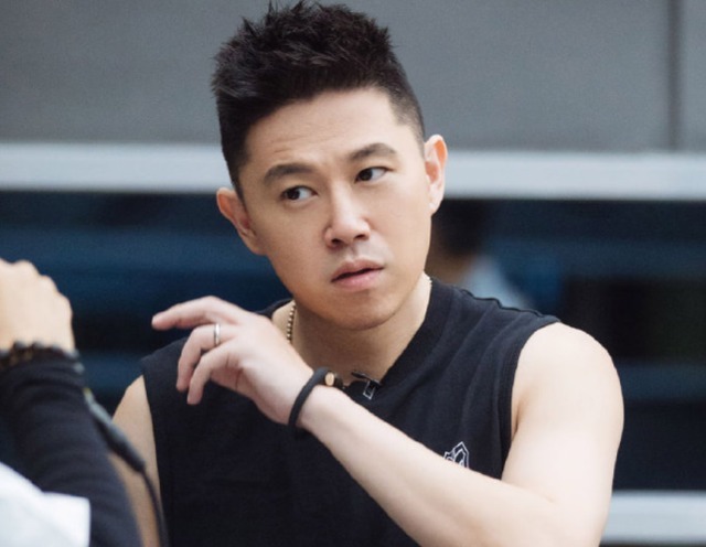 林志炫|《哥哥》选人看点多，各组都想避开林志炫，胡海泉再次在线吃瓜