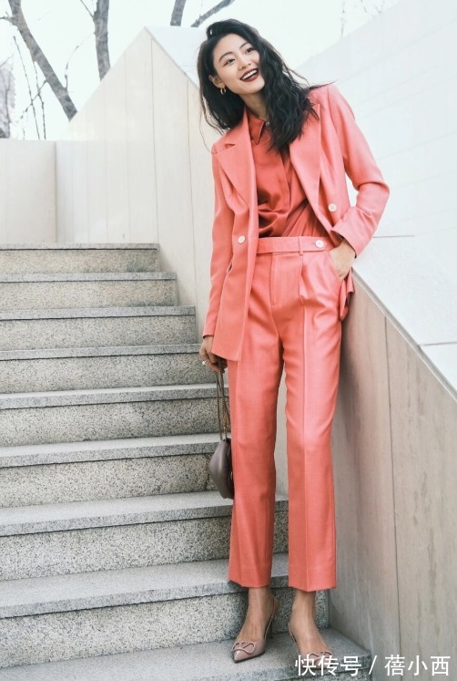 九分裤|穿西装外套别总是配裙子,搭配这些裤装更高级时髦,梨型身材必入