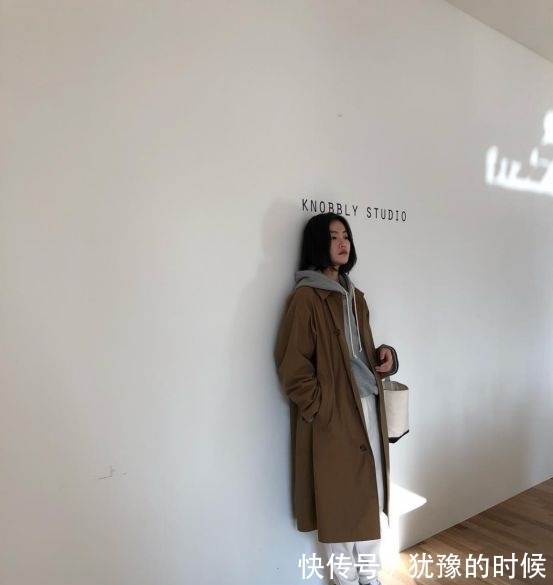 t恤|日系风穿搭知性到让你害怕,T恤和西服外套简约干练,气场强大