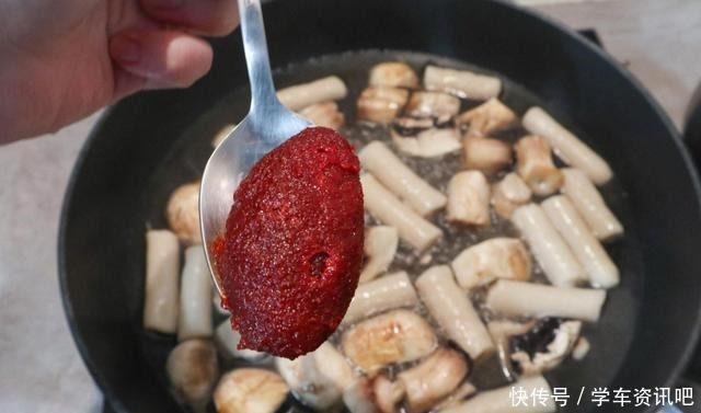 原来韩剧里都是骗人的,拍下真实炒年糕照片,为何韩国“无胖子”!