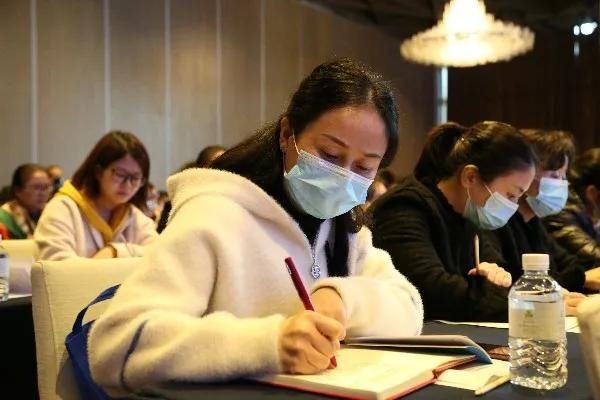 企业|抓发展、稳就业，西部（重庆）科学城为企业宣讲惠企就业政策