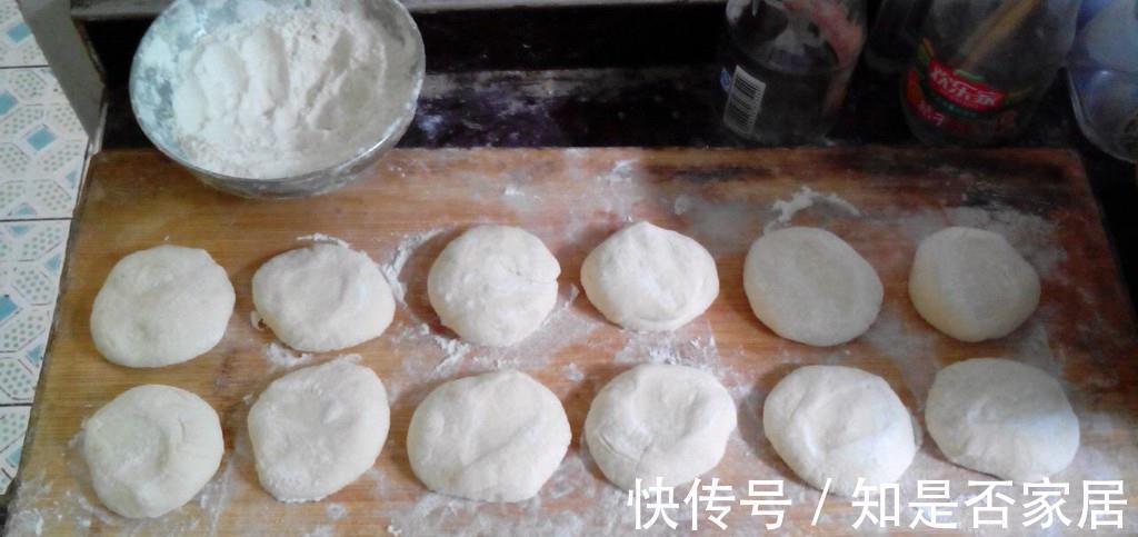 酥饼|酥油饼的酥油怎么做?卖饼16年师傅教你3种方法,保证又酥又脆