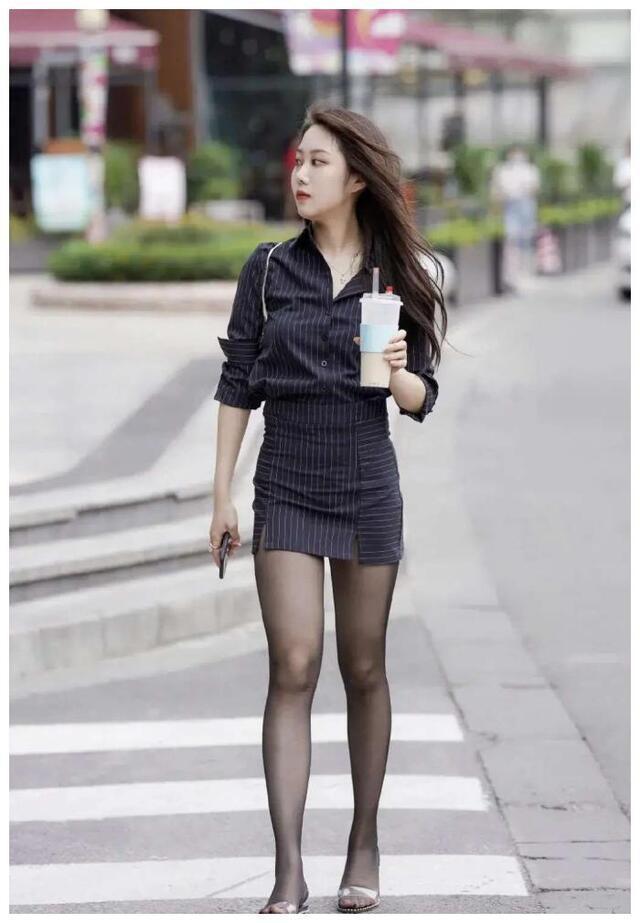 ³±Á÷|Ö°ÒµÌ××°£¬¼È±£ÁËÖ°³¡ÑϽ÷·çÓÖ»ìÈëÁ˳±Á÷ÔªËØ£¬¸ÉÁ·È÷ÍÑÓÖÏÔÆøÖÊ