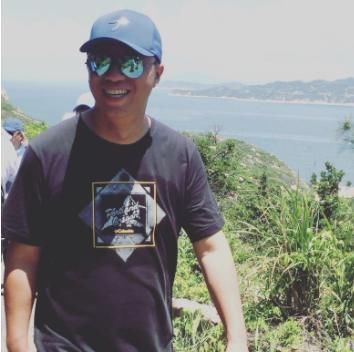 嚴(yán)敏|嚴(yán)敏再次搭檔黃磊,新綜藝評(píng)分高達(dá)9.3,期期炸裂口碑爆棚,這兩人到底干嘛了?