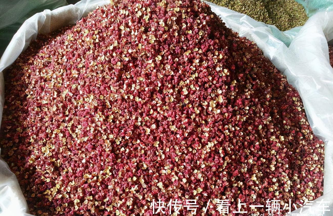 炖牛肉时，牢记“3放2不放”，牛肉软烂入味不腥不柴，越吃越解馋