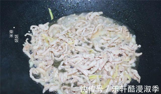 家常|夏季晚餐不用愁,这样做简单又省事,低脂还饱腹,我家常做