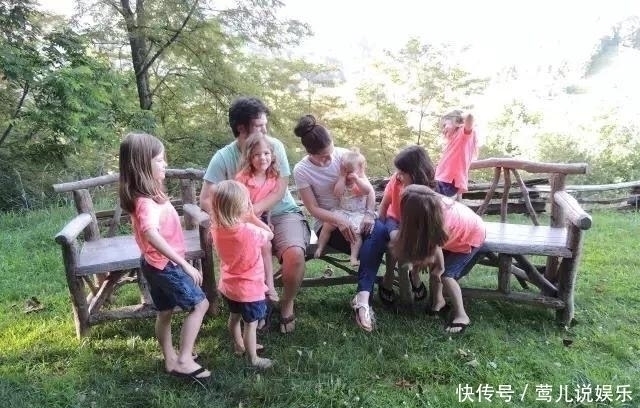 strong3|宝妈生下6男1女7个娃,7个孩子却都留长发,了解原因后很敬佩