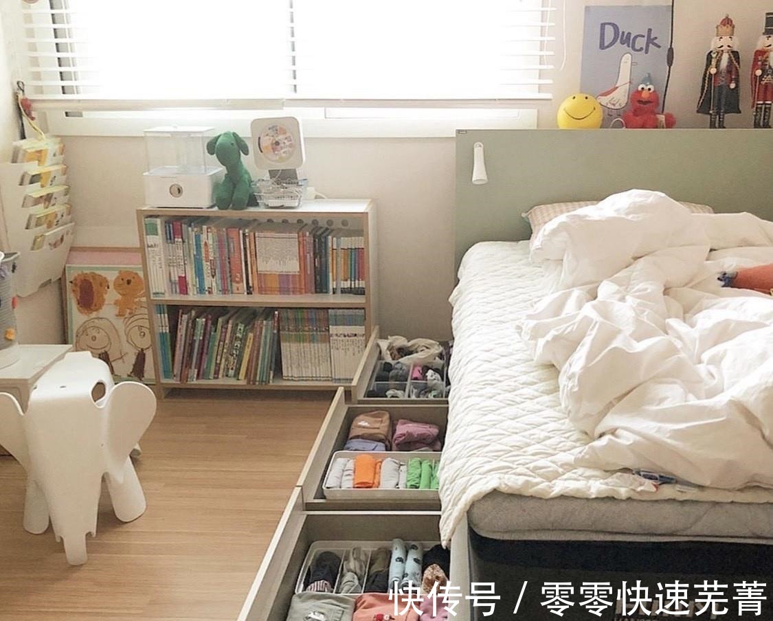 这位韩主妇，一天带俩娃，她依旧让屋子干净不乱，这生活真的棒！