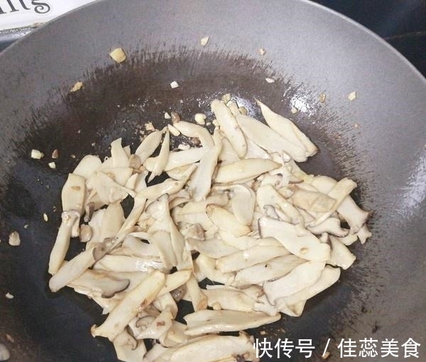 好吃|夏天,宁可不吃大鱼大肉,也要吃这菜,祛脂降压,比肉还好吃!