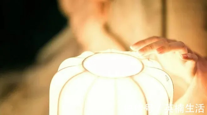 西洲|诗词鉴赏丨中国最美的十大名诗,一生至少要读一次