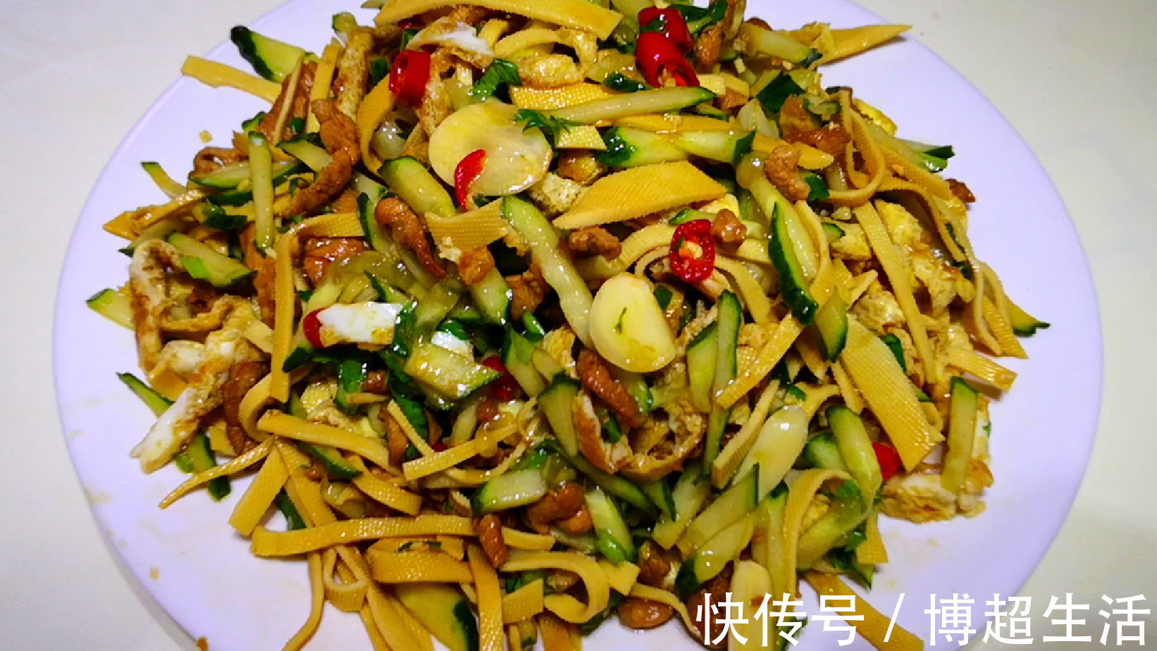 干豆腐|天热,最适合吃凉拌菜,6块钱一盘吃得起,5分钟就上桌,太香了