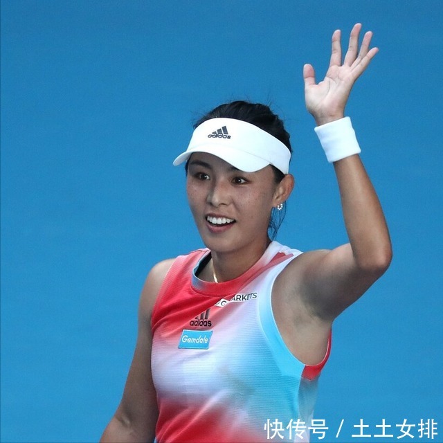 亚军|大捷报!中国金花2-0横扫美网亚军,4次破发首胜对手晋级女单64强