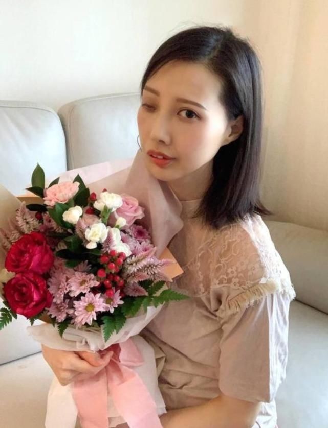 歌手李明蔚患癌八年已扩散到多个器官,期盼众筹能接受新疗法