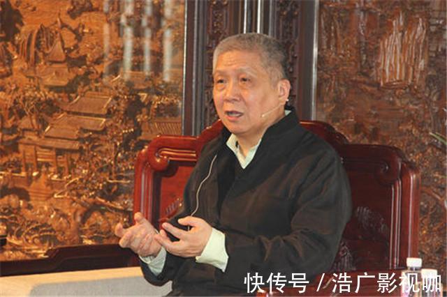 收藏家#马未都丢尽了中国人的脸,这货还以为自己是国民英雄