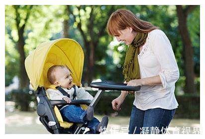小宝宝|这个月龄的宝宝最好别坐婴儿车,方便了妈妈,伤害了宝宝