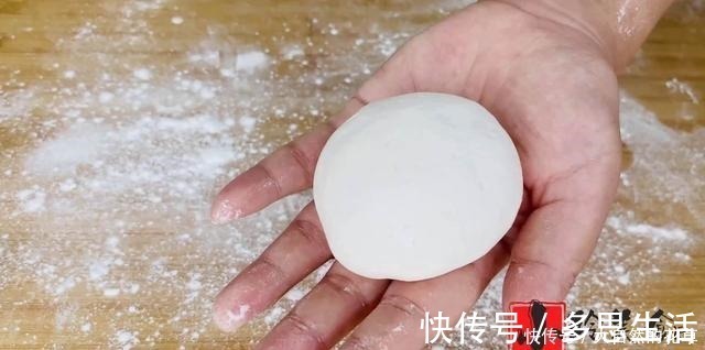 小玲|教你糯米粉新吃法，出锅比大鱼大肉都香，吃一次就念念不忘，解馋