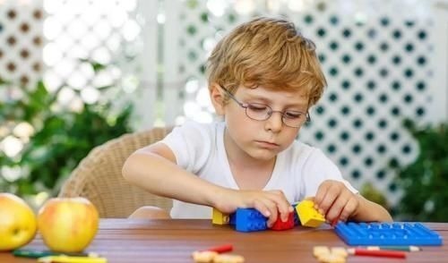 家长|娃身上有这三种毛病,家长不用管,其实他已经赢在了起跑线