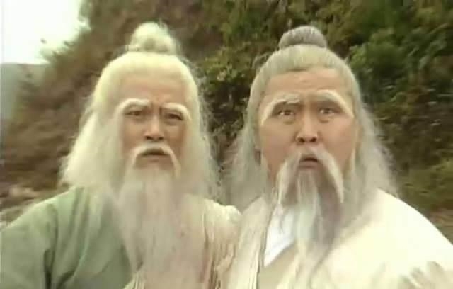 武功!洪七公有一门隐藏的武功, 一出手天下无敌, 可惜全书只用过一次!