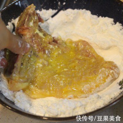 好吃下饭的红烧葱烤大排几分钟就学到手