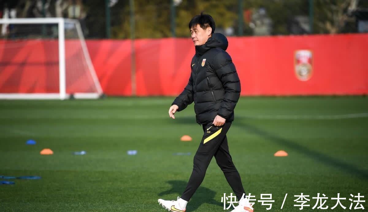 国足|白练了!国脚全年封闭321天,练得最多踢得最差,而且还“挨针”