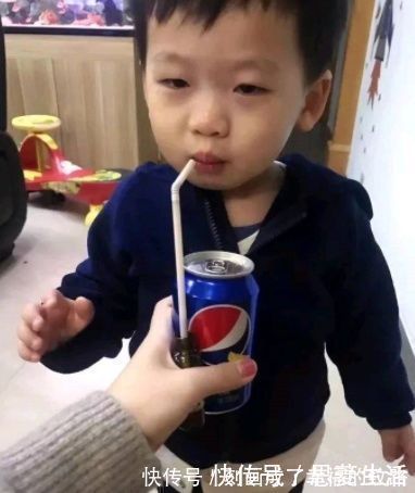 果冻|为啥孩子一直不长个?看看这4种食物你家娃沾过几个,别再吃了