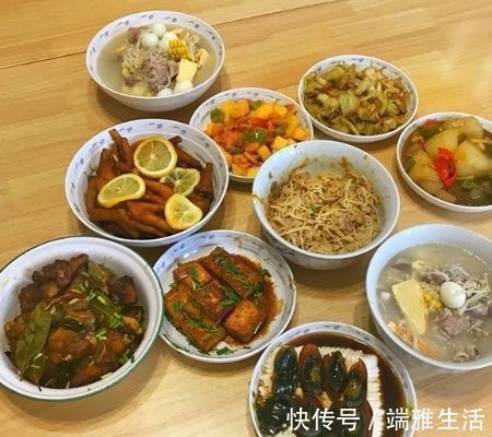 婚后爸妈来看我，我下厨做了一桌菜招待，吃完饭后婆婆板起了脸