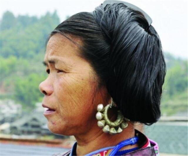 现状@曾经美名“一枝花”且被印在第4套人民币上的女孩,现状如何?