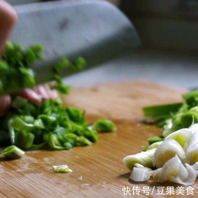 萝卜丝|10分钟懒人必备菜，有了萝卜丝包子全搞定