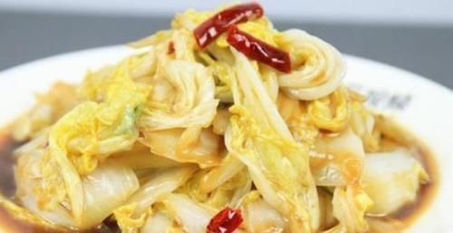 帮子|炒白菜,千万别切好就下锅牢记3点,鲜嫩脆爽又入味,还不出水