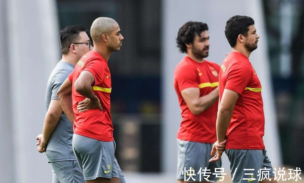 中国足球|自己宣!国足归化大将拒用中国名字+放弃中国国籍
