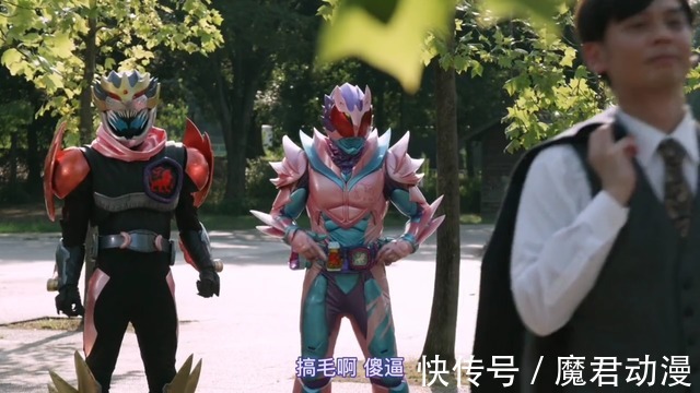 revice|假面骑士Revice:无敌大佬成滑板高手,恶魔维斯是最佳产品代言人