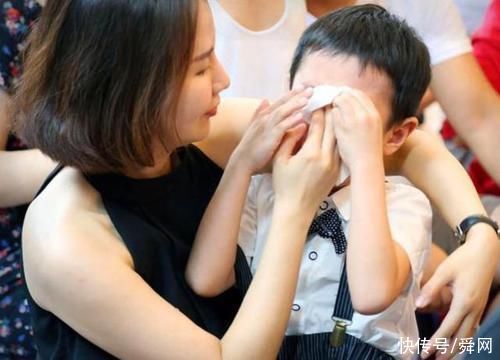 妈妈|“妈妈，我有个秘密”，听完5岁儿子的话，妈妈抱着孩子冲进医院