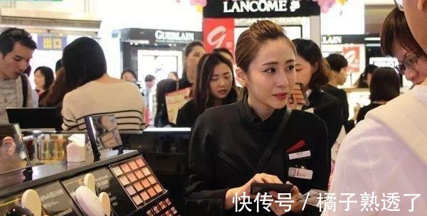 小喵|离职柜姐透露,在专柜买化妆品,这3样千万别买,就是坑你的!