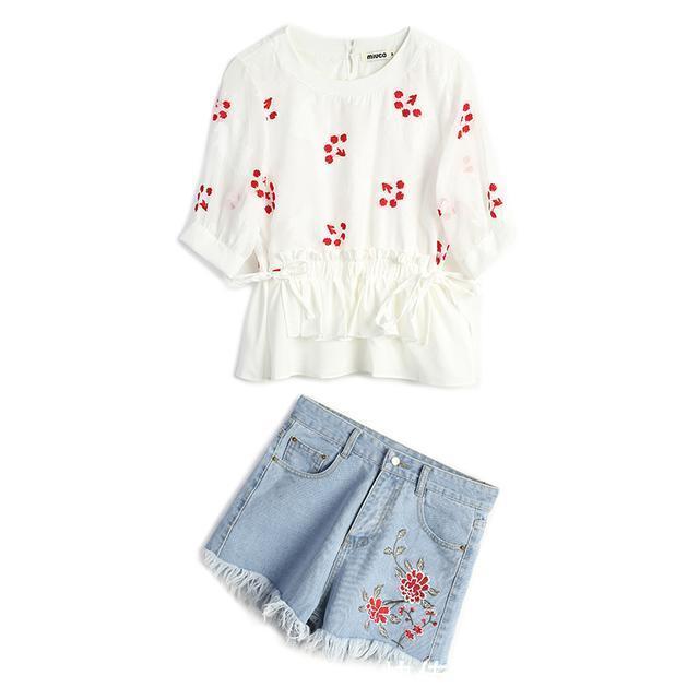 重工 气质蕾丝连体裤,精致的女生应该会特别爱,彰显简约小性感