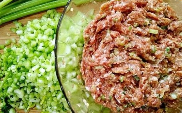 调荤馅时，学会“3加2不加”，饺子鲜嫩多汁香喷喷，不比饺子馆差