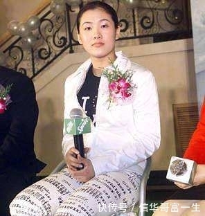 岳母|伏明霞父母:陪女儿走过跳水生涯有欢乐有泪水,她的婚姻最不放心