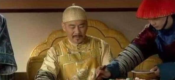 下毒|通过下毒杀死皇帝很简单?溥仪:别傻了,这么多年我就没吃口热乎的!