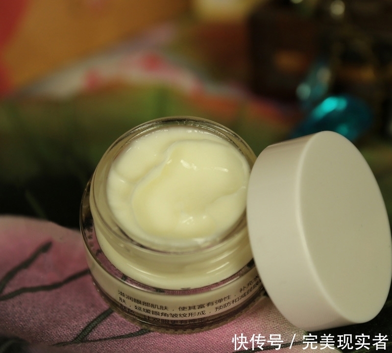 9成女人用来搽手，聪明人却拿来抹脸！坚持数周，皮肤白白嫩滑哦