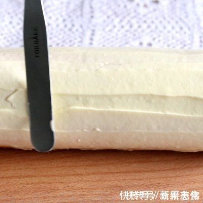 低粉|吃一口就会上瘾的海盐芝士蛋糕卷｜奶味十足，入口即化