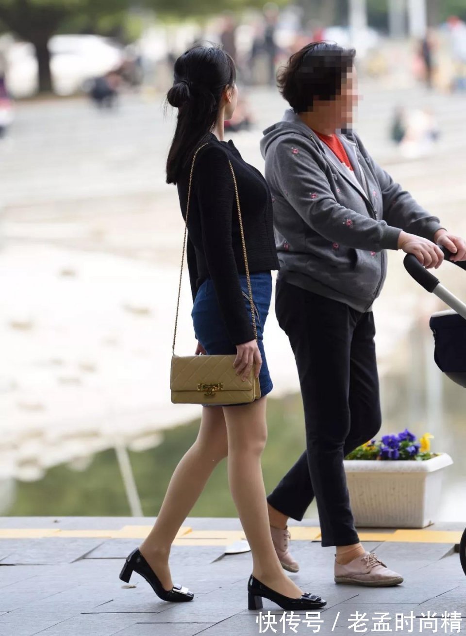 翘臀|街拍: 身材高挑, 窈窕性感的大长腿翘臀美妇人, 穿衣大方得体不错