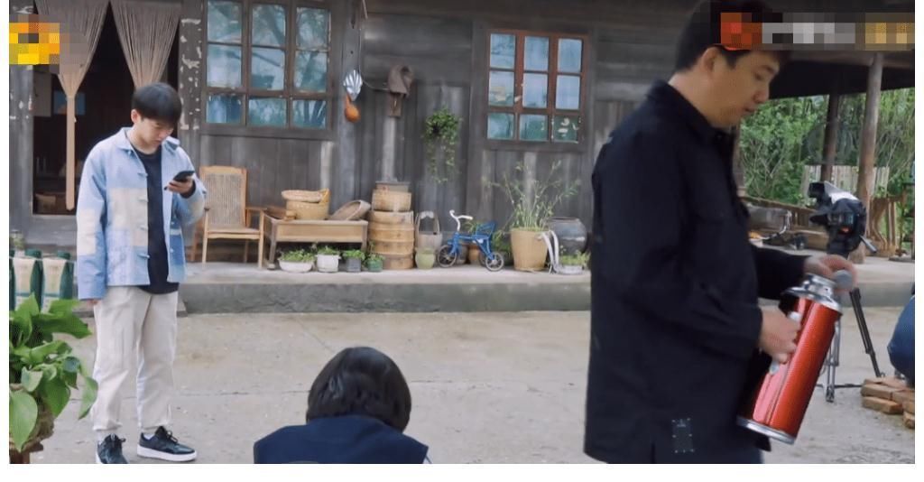 荧幕初吻|张子枫荧幕初吻献给梁靖康，黄磊见后要打他，彭昱畅的反应成亮点