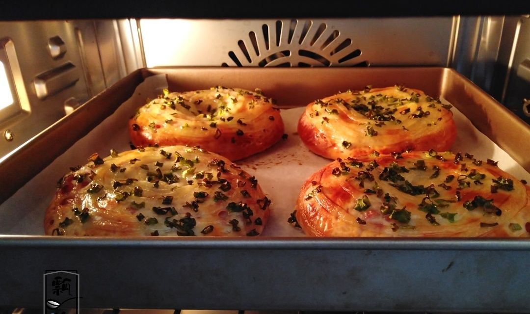 小笼包|孩子大人都爱的早餐,凉热都好吃,放三天不硬,比吃馅饼包子强