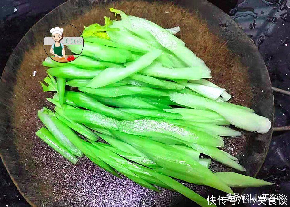 正当季|秋天，记得多吃这“一白一绿”，不放肉炒也很香，秋天吃它特养人
