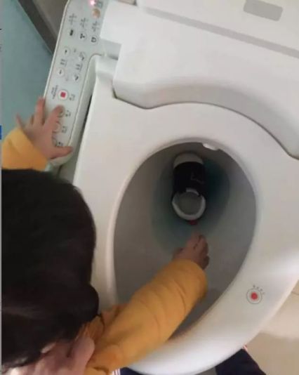 可爱|“娃在静悄悄，准是在作妖”七张图带你看看，熊孩子一点都不可爱