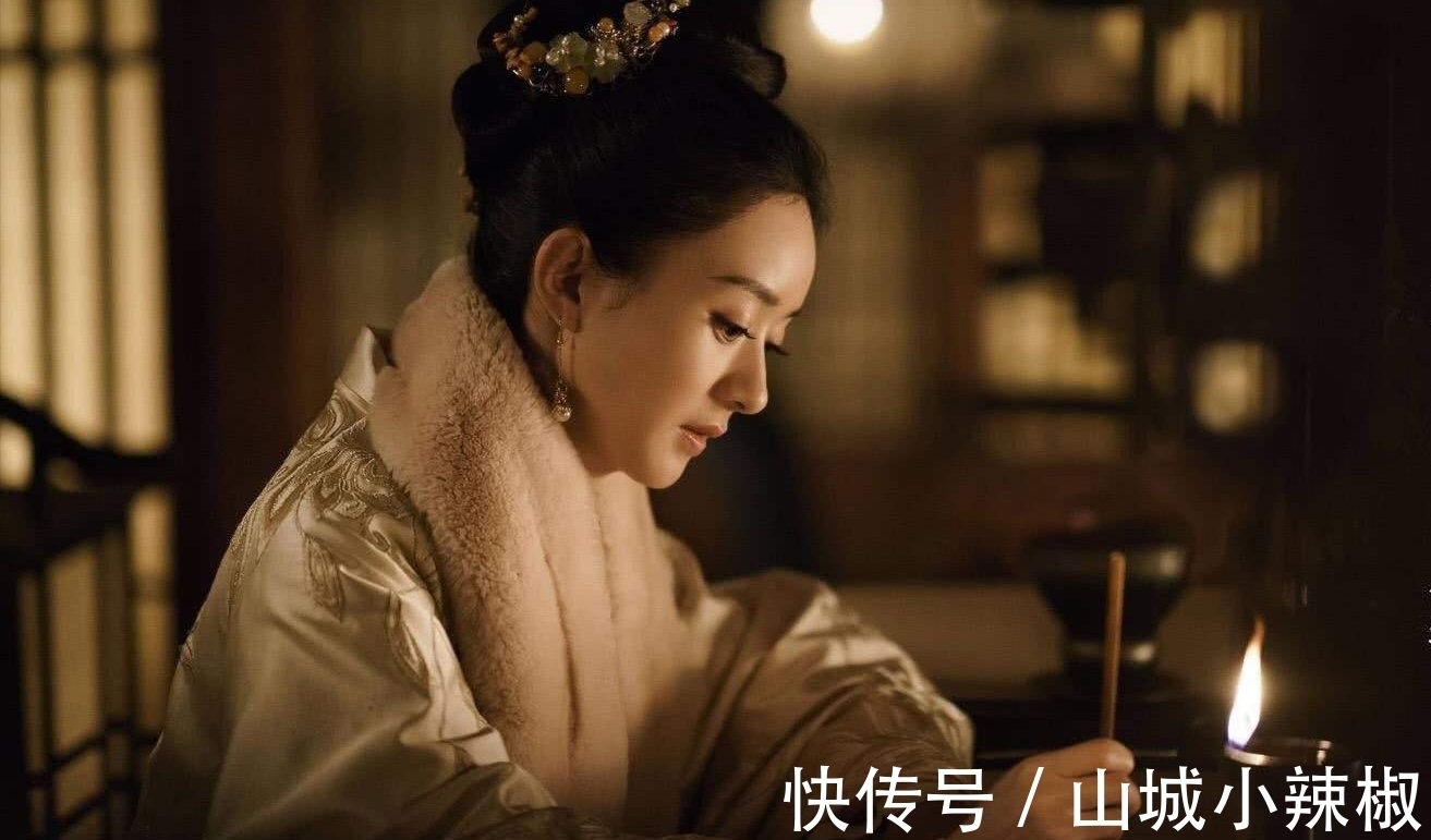 陌上花开$李清照少不知愁,酒后寻欢写下第一首词,如今已成少女学坏的借口